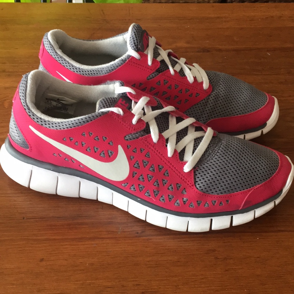 Women’s Nike Free Run+